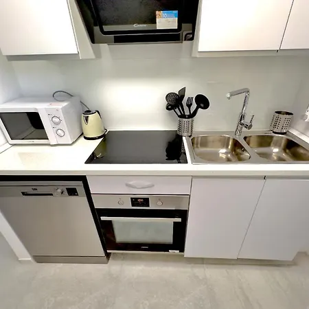 Amazing Sea Views Over Port *