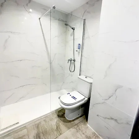 Amazing Sea Views Over Port 马尔韦利亚